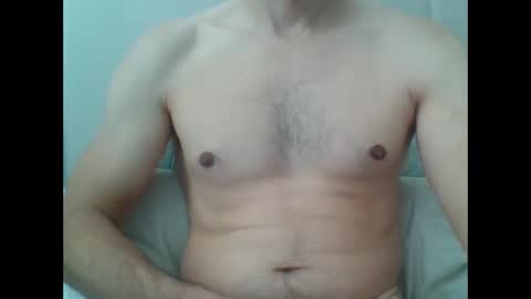Snapshot of nakedandfree978 chatting on 09/29/25, 04:01 nakedandfree978 online show from 09/29/25, 04:01