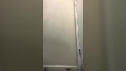 Snapshot of nakedbluesman420 chatting on 03/23/26, 09:02 nakedbluesman420 online show from 03/23/26, 09:02