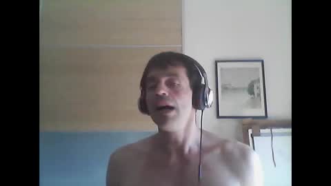 Snapshot of nakedfun777177580 chatting on 05/02/26, 02:33 nakedfun777177580 online show from 05/02/26, 02:33