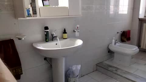 Snapshot of nakednudist72 chatting on 01/25/25, 09:57 Naked Naturist online show from 01/25/25, 09:57