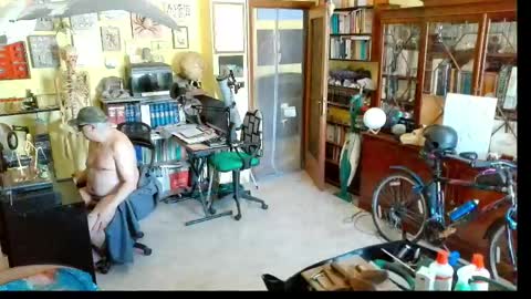 Snapshot of nakednudist72 chatting on 05/20/26, 12:22 Naked Naturist online show from 05/20/26, 12:22