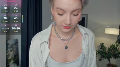 Kate online show from 10/23/25, 12:37