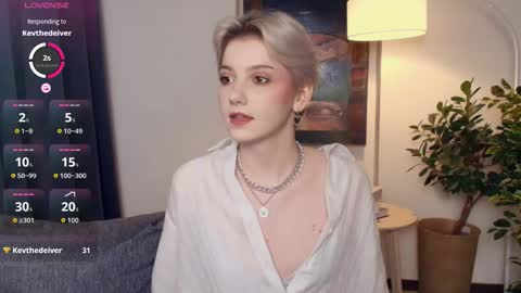 Kate online show from 11/28/25, 11:35