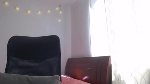 Nala online show from 12/15/25, 04:44