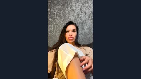 Lady online show from 04/29/26, 06:03