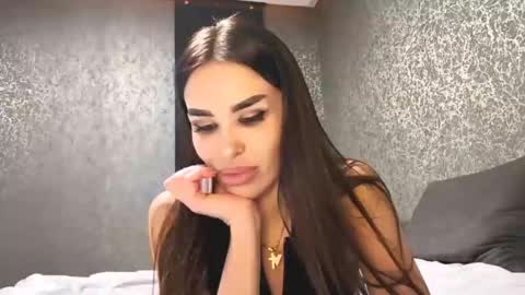 Lady online show from 05/04/26, 06:48