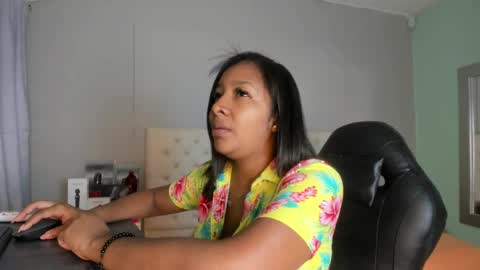 nami_sam online show from 03/01/25, 12:45