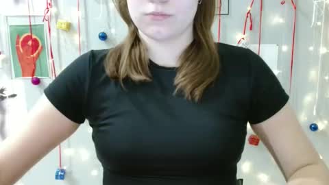 Snapshot of nana_new chatting on 12/19/25, 07:15 Nana online show from 12/19/25, 07:15