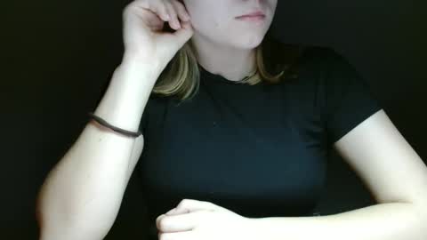 Snapshot of nana_new chatting on 02/23/26, 06:11 Nana online show from 02/23/26, 06:11