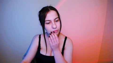 Snapshot of nanafey chatting on 02/09/25, 03:12 your candy online show from 02/09/25, 03:12