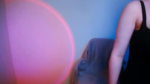 Snapshot of nanafey chatting on 03/05/25, 06:34 your candy online show from 03/05/25, 06:34