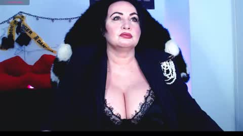 Snapshot of nanalagloss chatting on 01/14/25, 12:14 NanaLaGloss online show from 01/14/25, 12:14