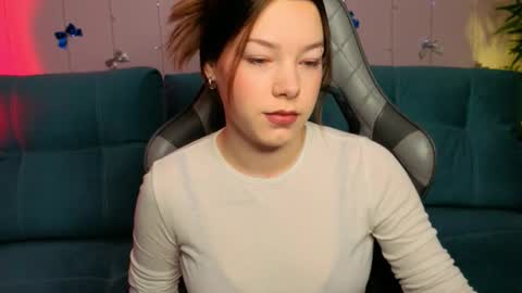 Maeve online show from 12/14/25, 08:20