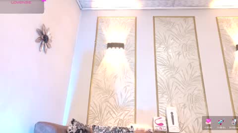 nanasofia_ online show from 05/14/26, 11:17