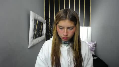 nancy blonde online show from 06/05/26, 01:39