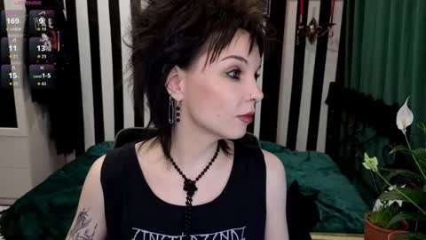 Snapshot of nancyaddams chatting on 11/28/25, 03:31 Nancy online show from 11/28/25, 03:31