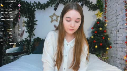 Luna online show from 01/30/25, 05:09