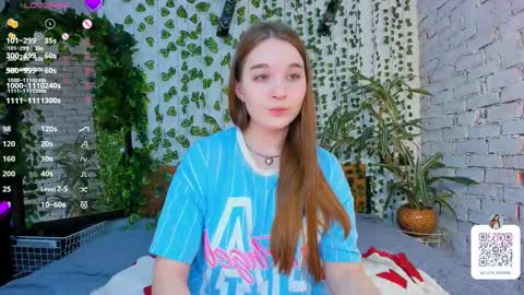 Luna online show from 03/04/25, 01:06