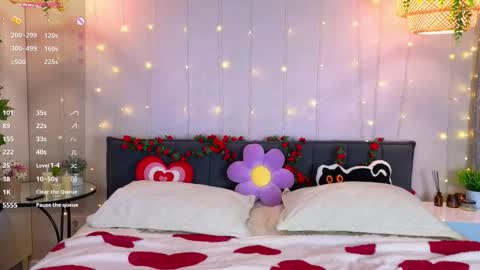 Luna online show from 02/28/26, 05:08