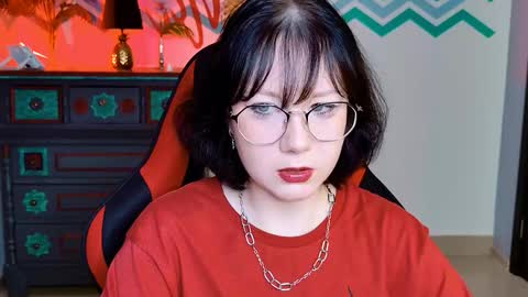 nancymartinez online show from 10/14/25, 09:10