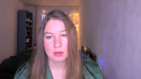 Snapshot of nancysanders chatting on 12/22/25, 05:59 Nancy online show from 12/22/25, 05:59