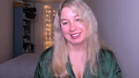 Snapshot of nancysanders chatting on 05/16/26, 07:34 Nancy online show from 05/16/26, 07:34