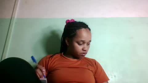 Snapshot of nandrianina416143 chatting on 06/12/26, 06:12 nandrianina416143 online show from 06/12/26, 06:12