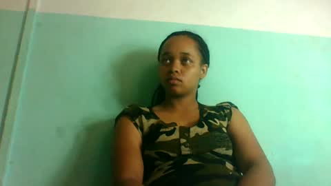 Snapshot of nandrianina416143 chatting on 06/14/26, 05:42 nandrianina416143 online show from 06/14/26, 05:42
