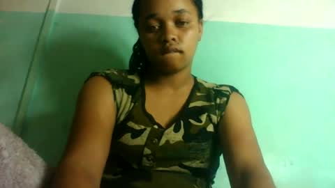 Snapshot of nandrianina416143 chatting on 06/15/26, 04:36 nandrianina416143 online show from 06/15/26, 04:36