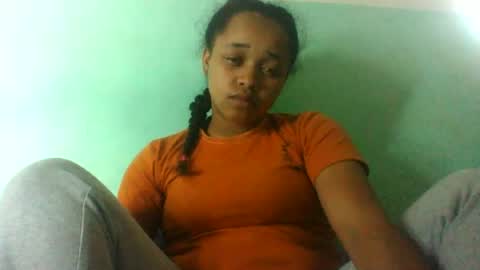 nandrianina416143 online show from 07/31/26, 10:36