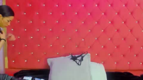 Snapshot of nanis_james15 chatting on 04/01/26, 02:34 nanis james15 online show from 04/01/26, 02:34