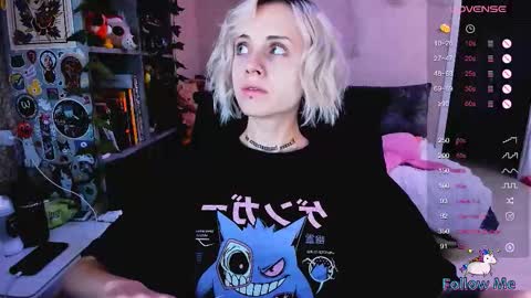 Monday-Friday 12-4 AM and 6-9 AM New York time online show from 10/18/25, 08:53