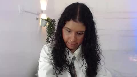 Snapshot of nannarouse chatting on 10/24/25, 09:00 Nanna Rouse online show from 10/24/25, 09:00