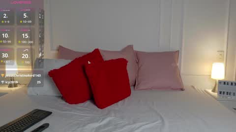 nany_model25 online show from 05/13/26, 09:00