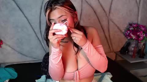 Snapshot of nany_pretty chatting on 12/15/24, 02:27 nany_pretty online show from 12/15/24, 02:27