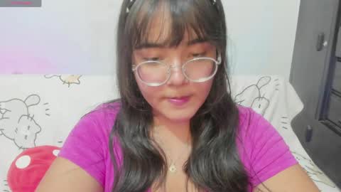 Snapshot of naoko_uwu chatting on 04/15/26, 01:56 Naoko online show from 04/15/26, 01:56