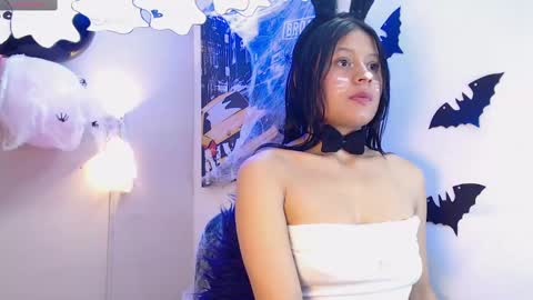 NAOMI online show from 10/10/25, 01:26