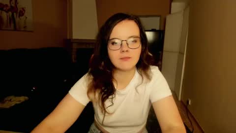 Snapshot of naomi_di chatting on 07/04/26, 07:53 naomi_di online show from 07/04/26, 07:53