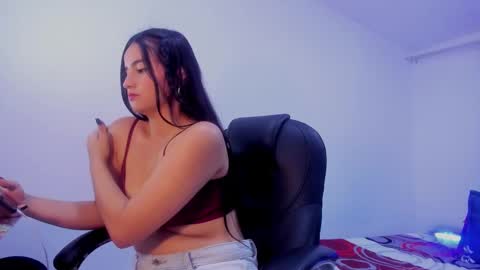 Naomi Doll online show from 09/24/25, 11:24