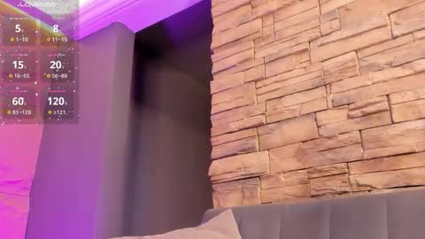 Naomi online show from 11/26/25, 02:12