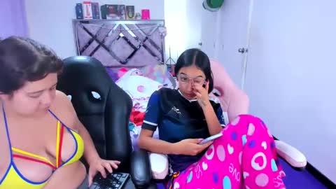 Snapshot of naomi_johnson132 chatting on 06/01/26, 04:31 nahomi online show from 06/01/26, 04:31