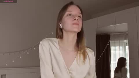 Naomi online show from 06/17/26, 04:19