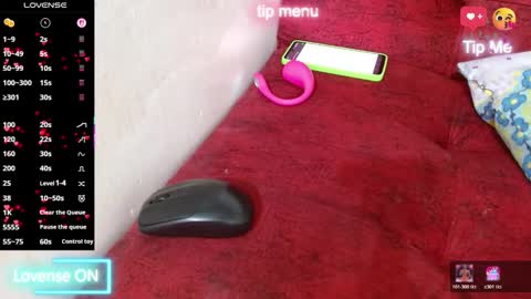 Snapshot of naomi_powel chatting on 01/11/26, 03:00 naomi_powel online show from 01/11/26, 03:00