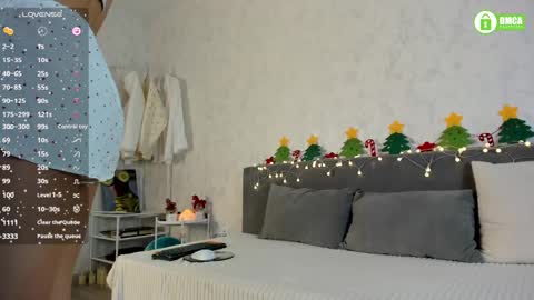 Naomi online show from 12/17/25, 03:29