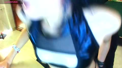 Snapshot of naomi_unu chatting on 03/12/26, 05:19 Naomi online show from 03/12/26, 05:19