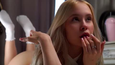 Snapshot of naomibry chatting on 03/02/26, 07:15 Angel online show from 03/02/26, 07:15