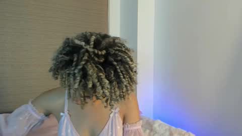 naomidawson online show from 01/16/26, 01:31