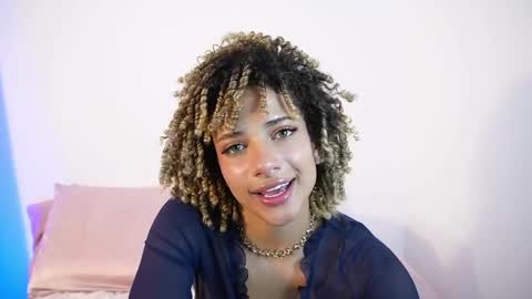naomidawson online show from 05/27/26, 01:57