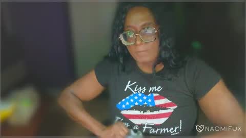 Naomi online show from 02/17/25, 07:26