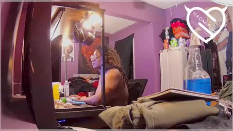 Naomi online show from 03/05/25, 12:38